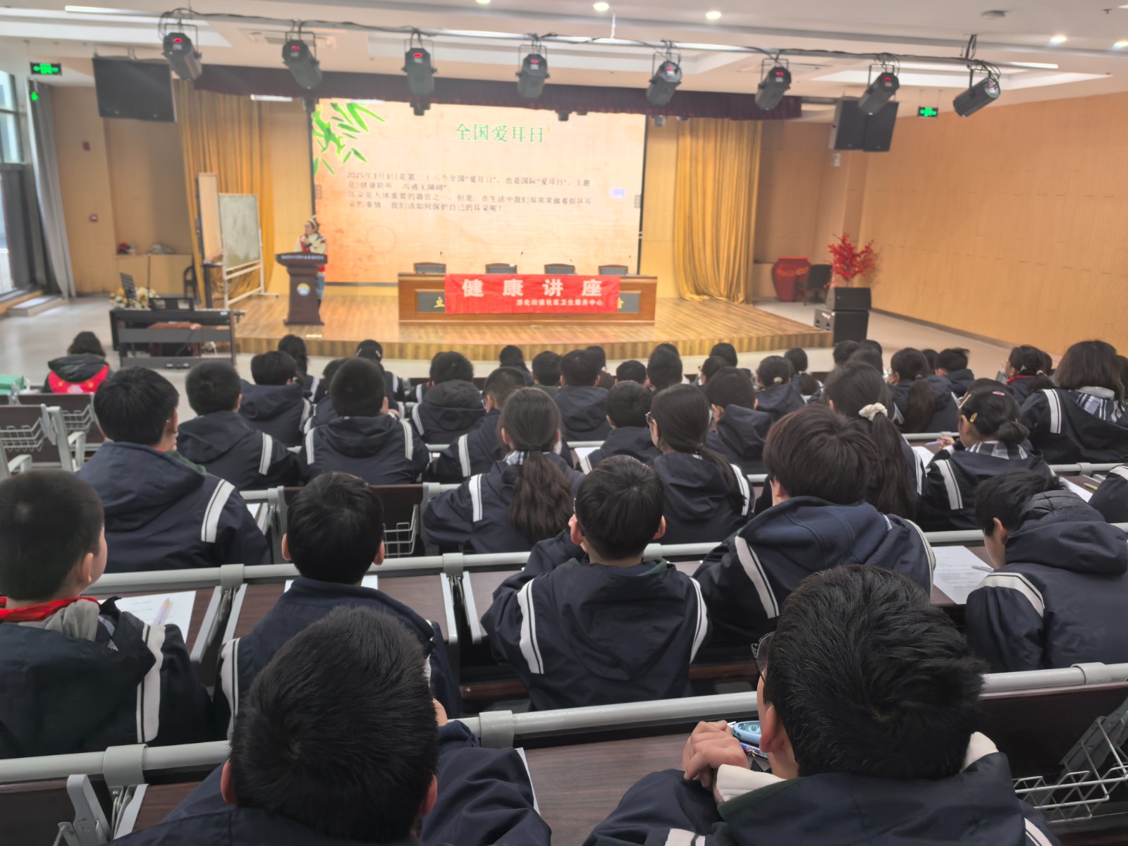 4aa522ca8e16c4b7f3db6ae5551a218 - 副本.jpg