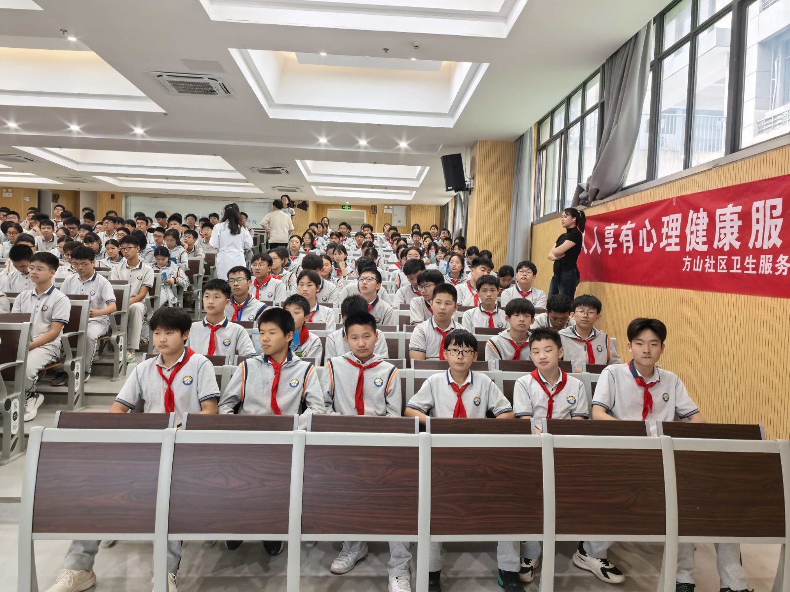 b68c114ad7f6f3fc20471b1a4175ad59.jpg b68c114ad7f6f3fc20471b1a4175ad59.jpg