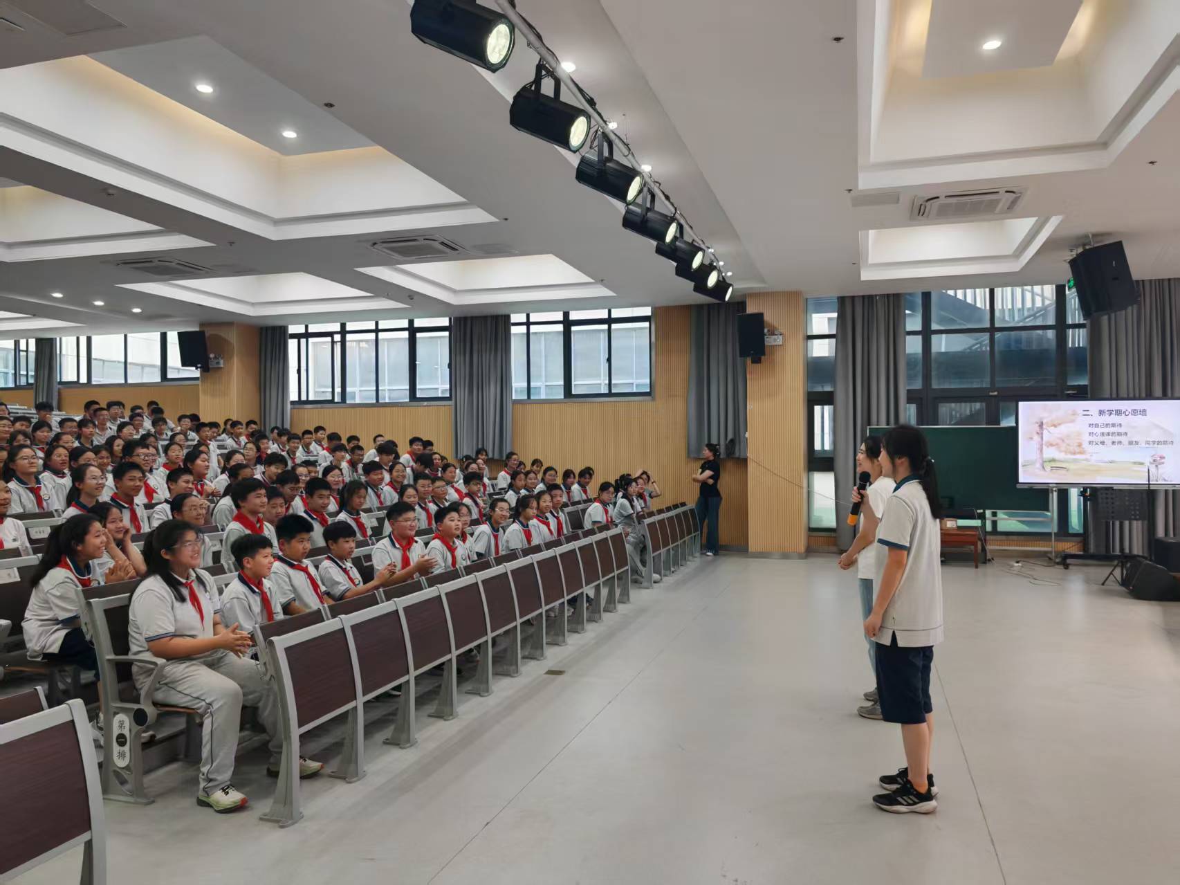 66c8c7b9742653693bc3f734f729dfa.jpg 66c8c7b9742653693bc3f734f729dfa.jpg